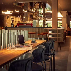 4* Hotel Met